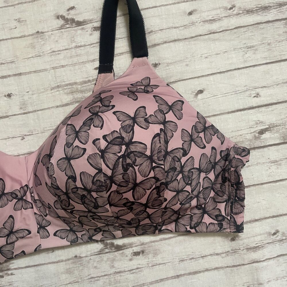 Torrid Curve 360 Back Smoothing Perfect T-Shirt  Bra Butterflies Sz 40C Wireless - Picture 2 of 7